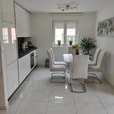 Fuer 4 Personen Ca 60 Qm In Verudela, Istrien Istrische Riviera * Pula